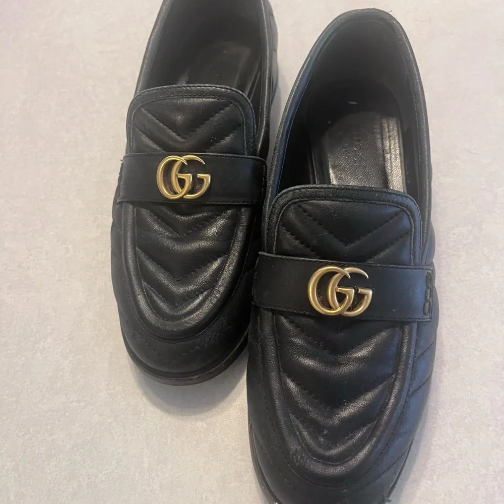 Gucci Black Quilted Leather Loafers with Gold GG Hardware - Picture 2 of 5